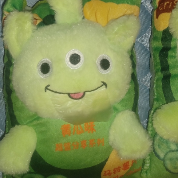 ALIEN POTATOE CHIPS PLUSH DUO - Picture 4 of 4